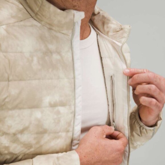lululemon athletica Beige Tie-Dye Puffer Jacket No Wear Excellent condition - Picture 4 of 10